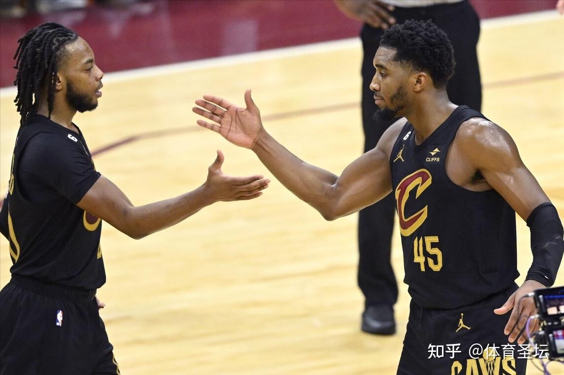 克里夫兰骑士赛前队长鼓劲,志在荷甲名次提升,引发热议,数据趋势出现新变化的简单介绍-开云体育博彩
